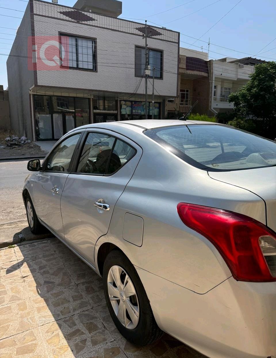 نيسان صني